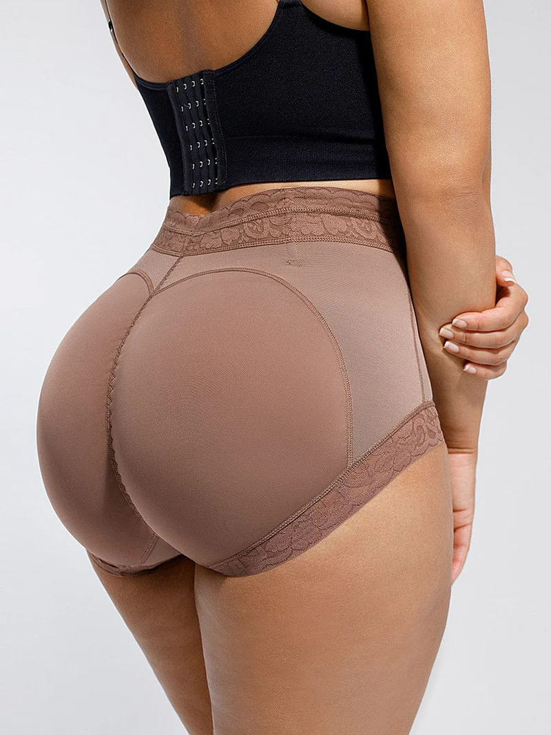 Gabriella Brief